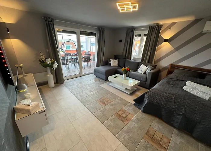 Appartement Ferienwhg 1 - Pool Beheizt - Fitness - Relax *